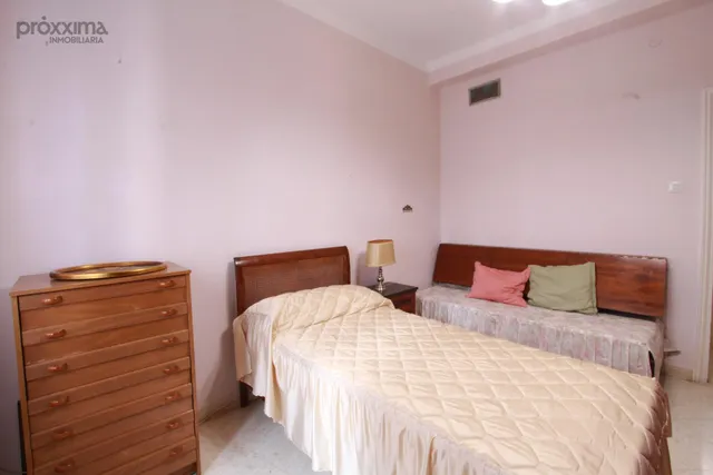 Vivienda con amplia terraza y grandes posibilidades en Los Remedios — 25