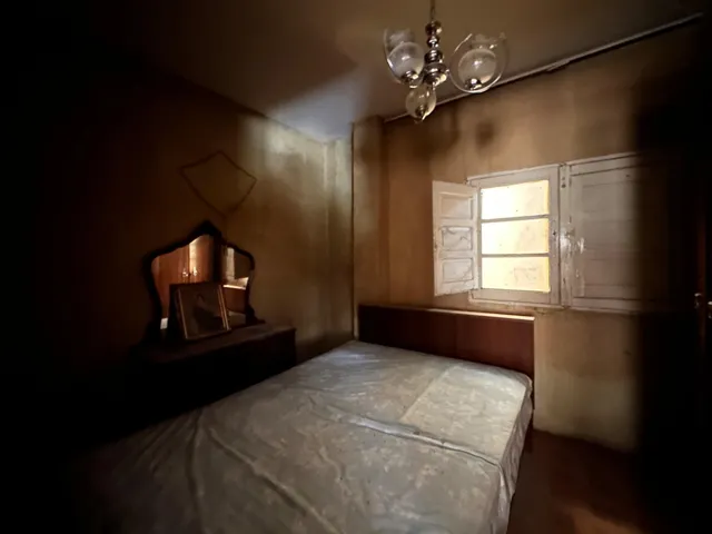 CASA PARA REFORMAR CON TERRENO PRÓXIMO - SAN LORENZO — 8