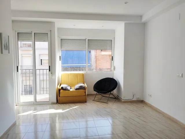 EASY RENT presenta esta acogedora vivienda situada en el barrio de Los Ángeles, — 3