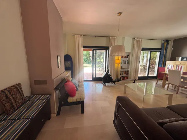Chalet en Chiclana: amplitud, comodidad y calidad de vida — 16