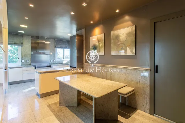 Casa en venta en Montornès del Vallès — 19