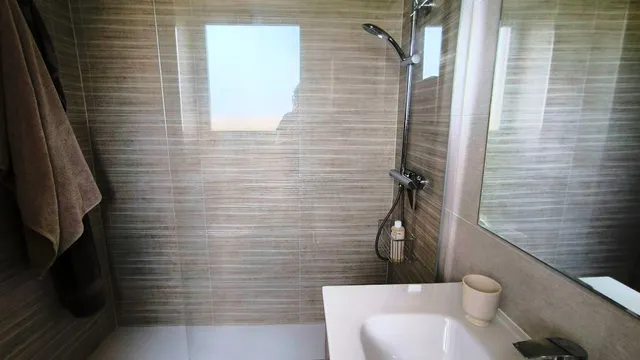IMPECABLE PISO TOTALMENTE REFORMADO Y EXTERIOR EN FINCA DEL AÑO 2008 CON GARAJE OPCIONAL — 24