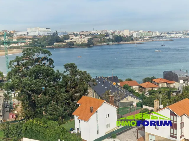 SANTA CRISTINA, PERILLO Y A CORUÑA DESDE EL AIRE. — 40