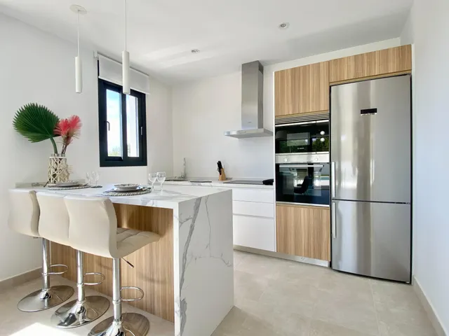 CHALET DE LUJO CON PISCINA, VISTAS AL MAR Y SOLÁRIUM PRIVADO — 23