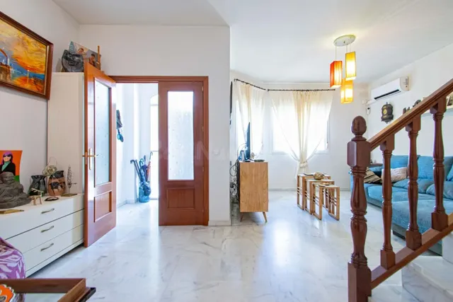 Magnífica vivienda adosada en Espartinas, en Urbanización Ce - foto 3