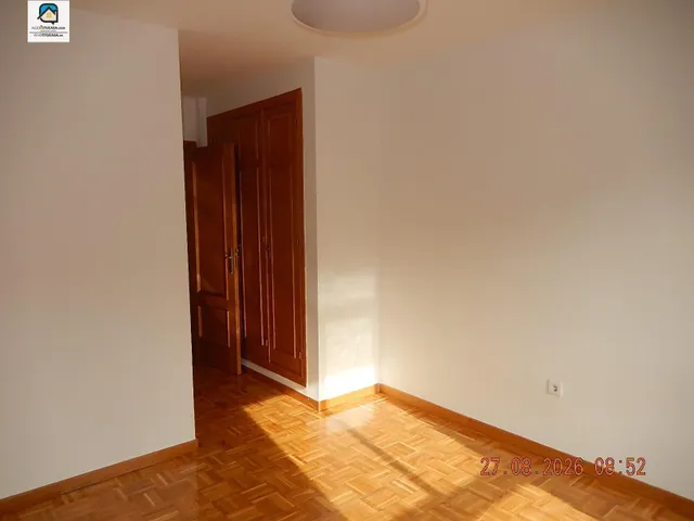 Piso con patio en Covaresa — 26