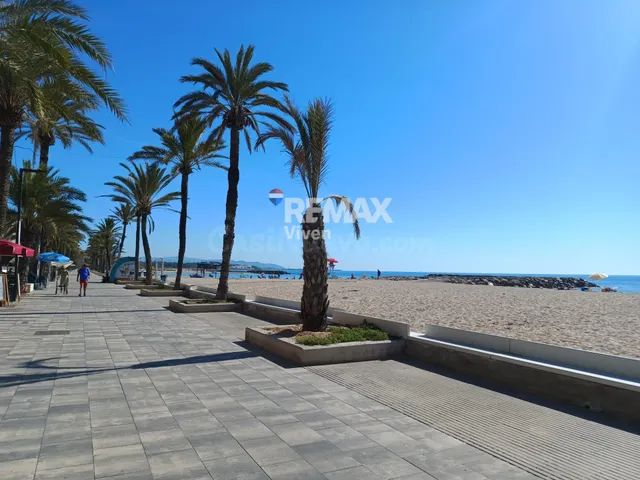 Excelente estudio ubicado en pleno paseo marítimo de Cubelle - foto 2