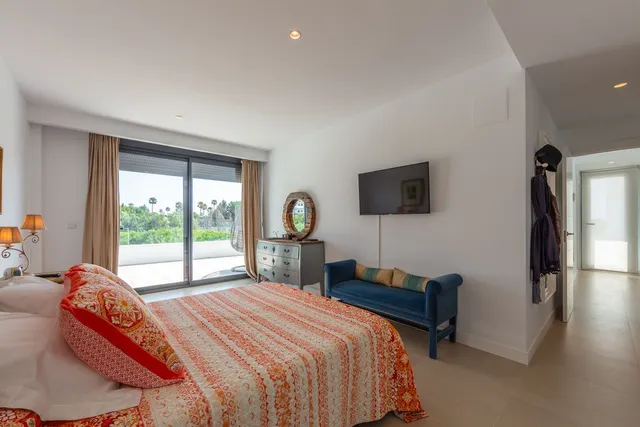 Chalet 4 habitaciones 231m² en venta - Costa del Sol — 44