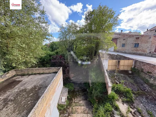 Casa en Hontomín con pardela de 1500 mt aprx — 5