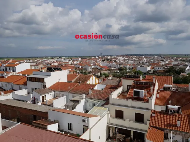 GRAN PISO CON COCHERA CERRADA - foto 4