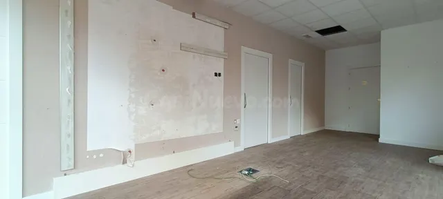 Local comercial 85m² en alquiler - Centro - foto 4