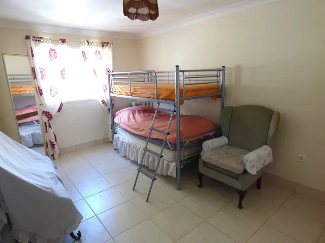 SE VENDE GRAN CHALET EN BELLA ORCHETA — 34