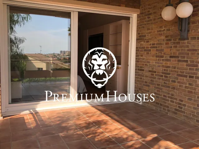 Casa en alquiler en Alella — 38