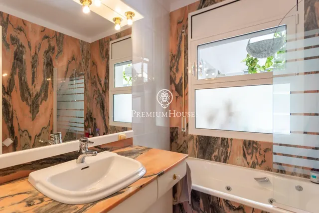 Exclusiva casa en Vallromanes. Naturaleza, privacidad y vistas panorámicas. — 20