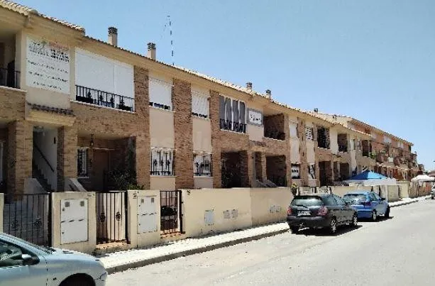 SE VENDE vivienda OKUPADA en Calle Almirante Guitian Vieitio