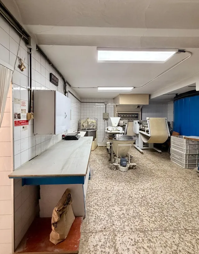 Una casa con historia. 535 m2 para crear algo único en torre cardela — 12