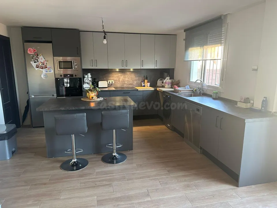 ¿TU REFUGIO O TU MEJOR INVERSIÓN? ESPECTACULAR CHALET REFORMADO EN ENCINARES DE ALCOLEA