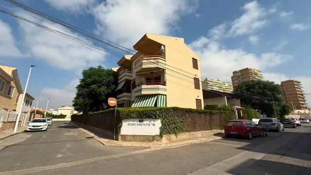 Apartamento a sólo 75 m. del mar en Santiago de la Ribera — 28