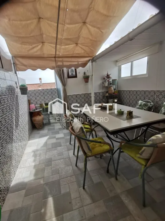 «Oportunidad: inmueble para subsanación de asentamiento y fisuras recurrentes» — 23