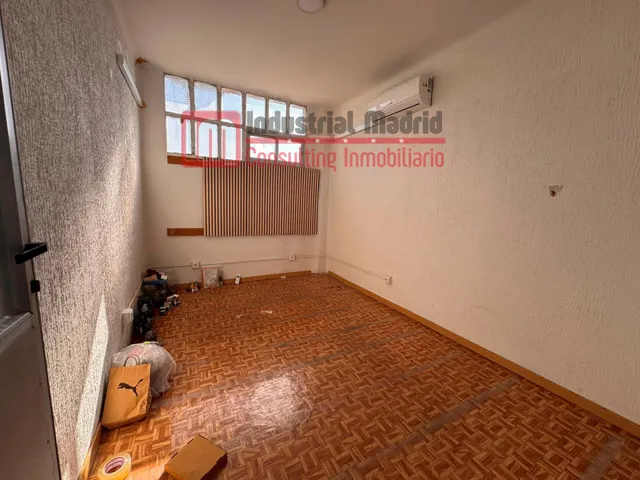 AMPLIA NAVE INDUSTRIAL DE 2.026 m2 EN ALQUILER EN POLÍGONO FINANZAUTO – ARGANDA DEL REY — 19