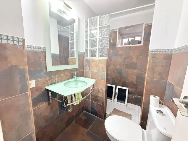 Piso de 3 dormitorios semi reformado en Miramar — 9