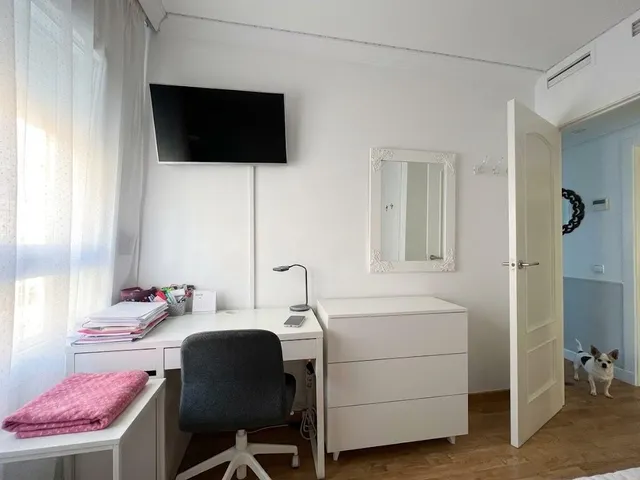 ¡amplia vivienda en pleno centro de Algeciras con plaza de garaje! — 19
