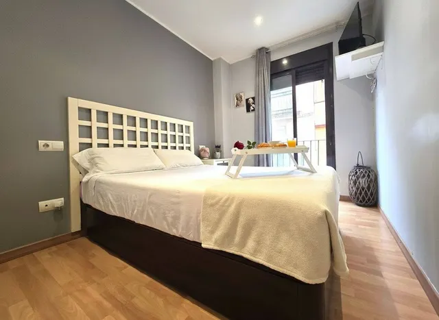 PRECIOSO y PRÁCTICO PISO para entrar a vivir -Zona Carrer Ample/ Pl. LLibertat de Reus- — 14