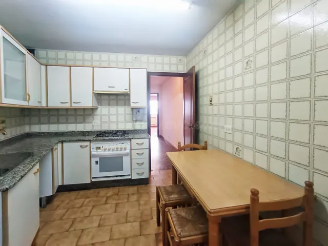 Apartamento céntrico con garaje - foto 4