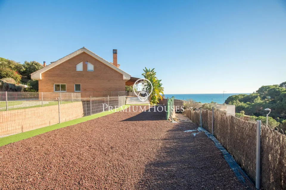 Casa independiente con vistas al mar en venta en Arenys de Mar