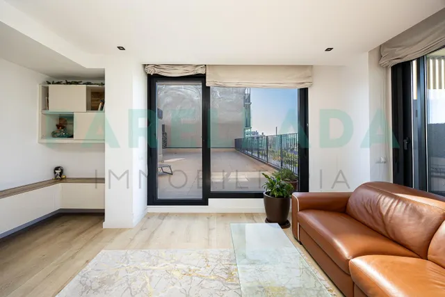 Precioso Ático de obra seminueva  con 2 plazas de aparcamiento y 2 trasteros incluidos — 7