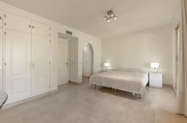 Adosado 4 habitaciones 421m² en venta - Marbella — 17