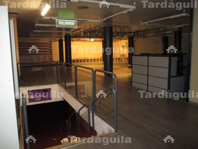 LOCAL AMPLIO DE 700 METROS EN LA AVENIDA PORTUGAL AL LADO DE MARIA AUXILIADORA — 5