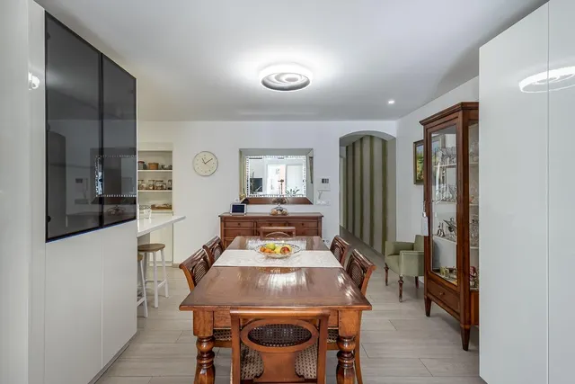 PISO COMPLETAMENTE REFORMADO EN CALLE RECOGIDAS — 11
