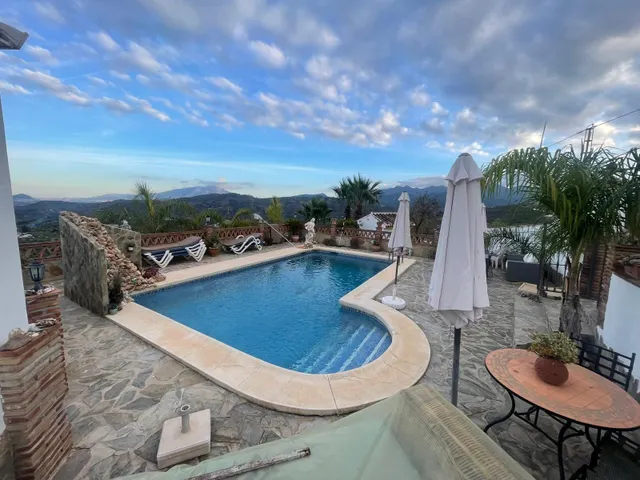 PRECIOSA FINCA RUSTICA CON ESPECTACULARES VISTAS — 6