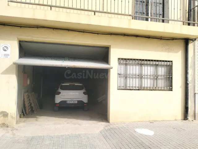 Local en Alquiler en Massanassa: Espacio Ideal para Negocio 