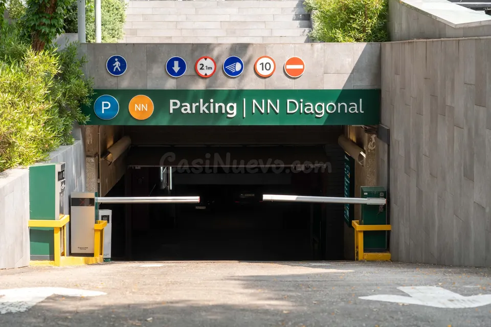 Parking 10m² en alquiler - Les Corts