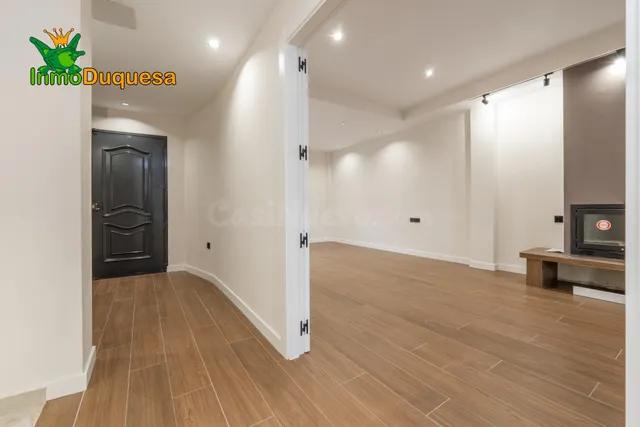 Casa con dimensiones de CHALET en Alfacar, 7 dorm. REFORMA RECIENTE (Sin terminar). — 32