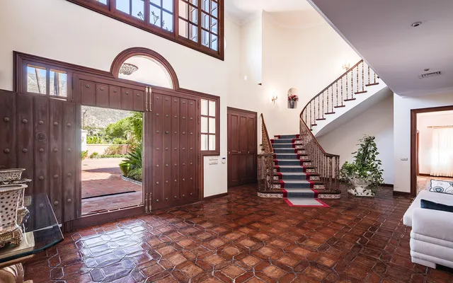 Chalet 20 habitaciones 1785m² en venta - Marbella — 11