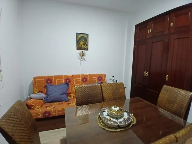 VIVIENDA INDEPENDIENTE CON TERRENO — 12