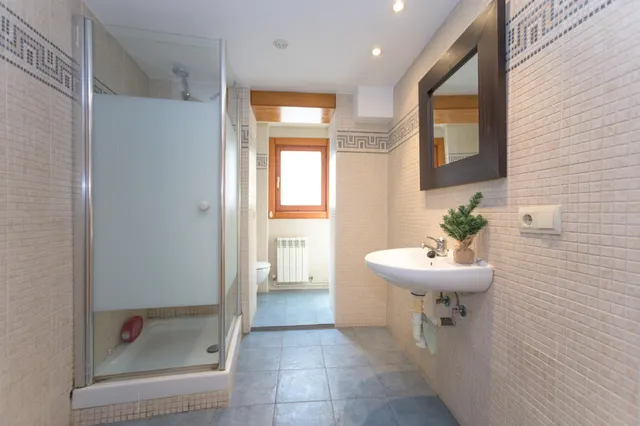 Piso en calle San Lorenzo, Pamplona — 24
