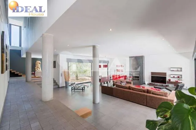 Ref.: A8488G7. Increible chalet de lujo y diseño, parcela 1500 m2,  piscina propia, pista de padel. — 12