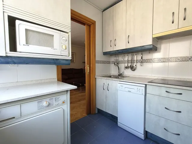 Piso 1 habitación 52m² en alquiler - Tetuán — 13