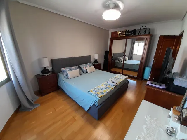 AMPLIO PISO CON TERRENO ADICIONAL EN CACABELOS.  109.000 € — 23