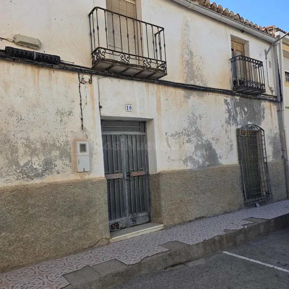 Casa en el centro de Zurgena - Almería