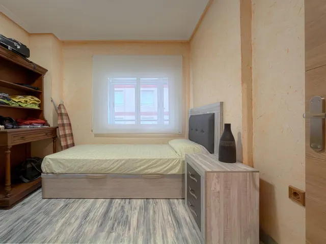 Acequion! Impresionante apartamento reformado con diseño vanguardista y toques rústicos + Enorme terraza con vistas laterales al mar y piscina comunitaria (150 mts playa) — 34