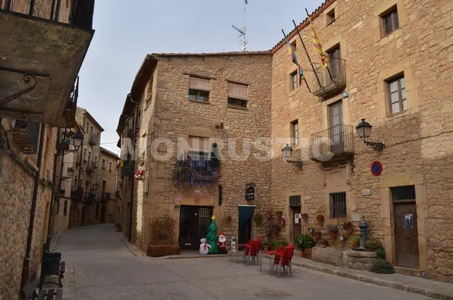 CASA DE PUEBLO  EN VENTA DE 364M2 EN EL VILOSELL — 3