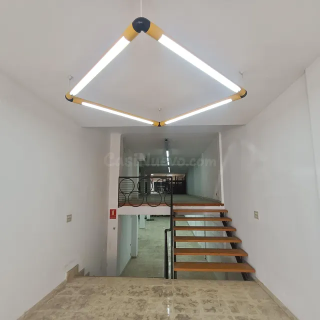 AMPLIO LOCAL COMERCIAL EN LA ZONA CENTRO DE CASTELLÓN - foto 2