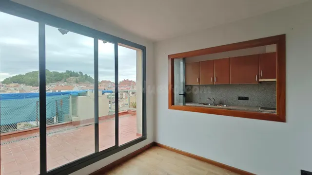 Piso de dos habitaciones en alquiler en el centro de Manresa - foto 2