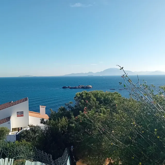 Casa en el Faro de Punta Carnero — 19