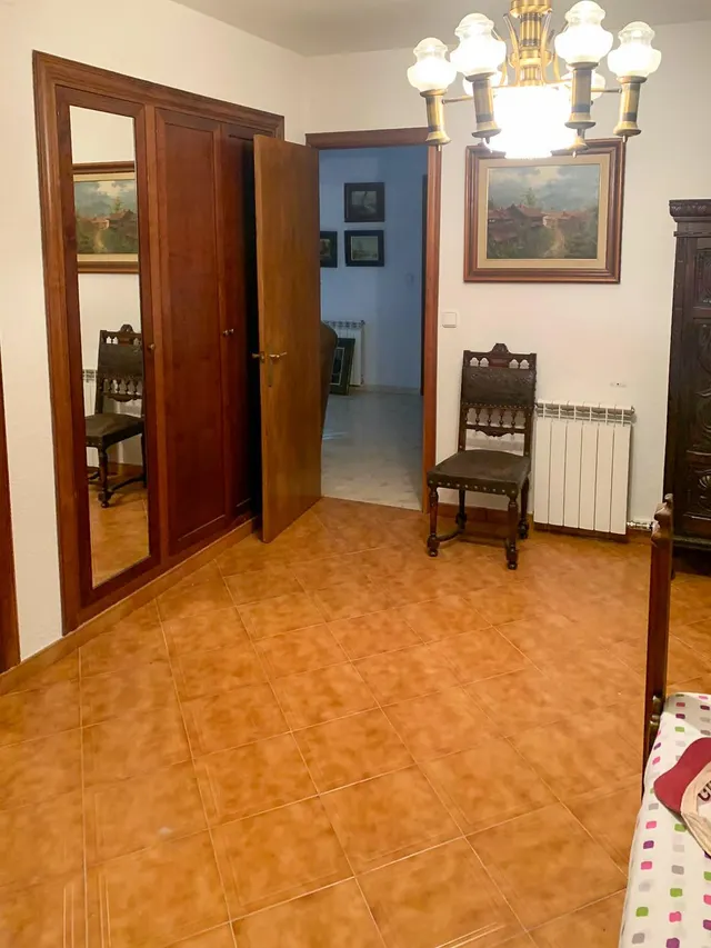 Finca rústica singular en parcela de 2.296 m2 con piscina, amplio garaje y pista de tenis. — 25